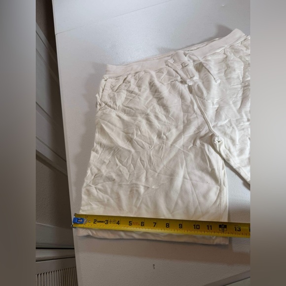 New Polo Ralph Lauren Men’s White Fleece Sweat Shorts Floral Logo Sz L NWOT - Picture 4 of 7